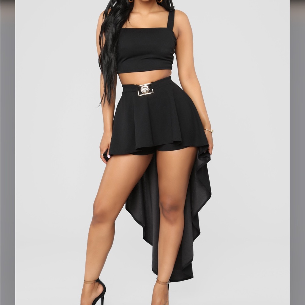 Queens roar set